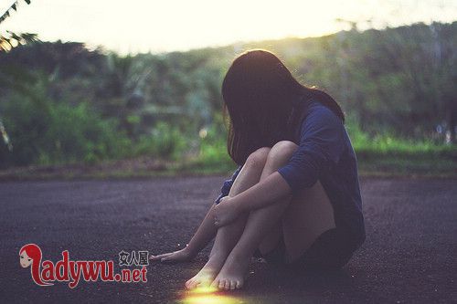 我和教练在健身房