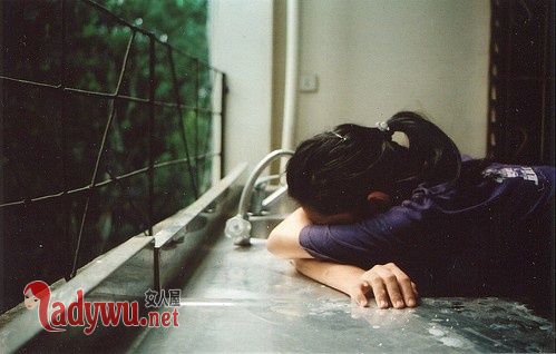 我和教练在健身房