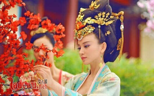 李渊有双胞胎姐妹吗