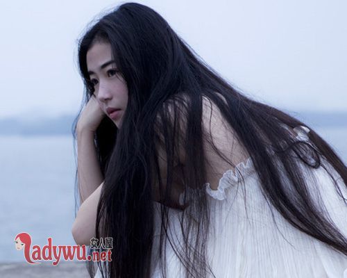 巨蟹女粘人的表现