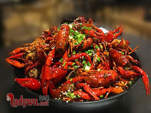 小龙虾高价入市
