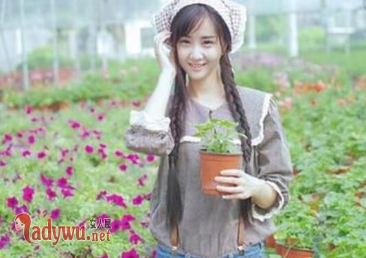 美女嫂嫂要了我的余生