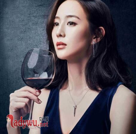 温暖的弦张钧甯项链耳坠什么牌子的