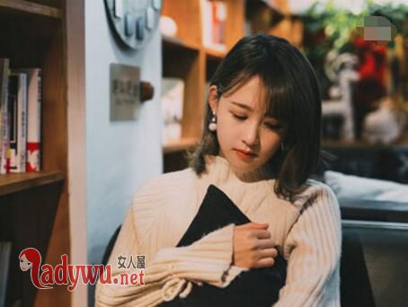 女人性暗示是都有哪些?