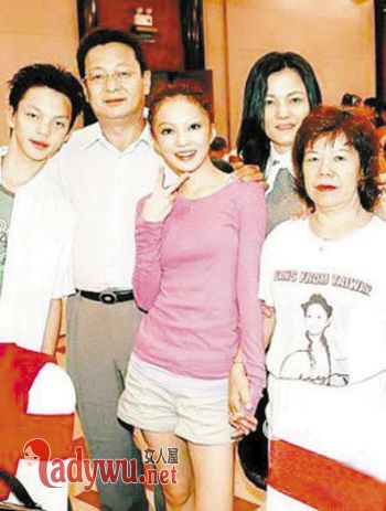 张韶涵和父亲关系好吗
