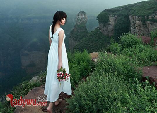 我的绝色美女房客