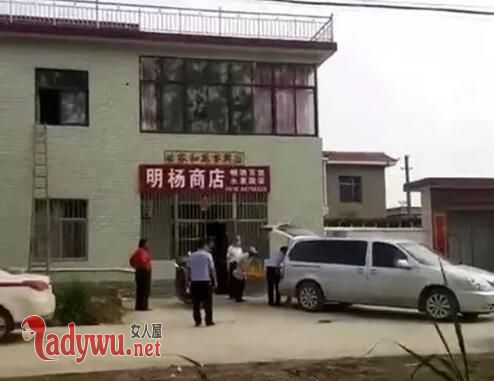 后妈掐死高三女儿