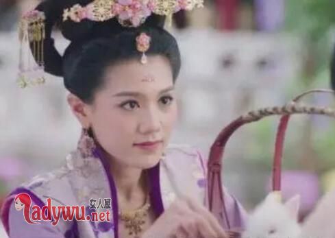 深宫计郑纯熙是元玥的姐姐吗