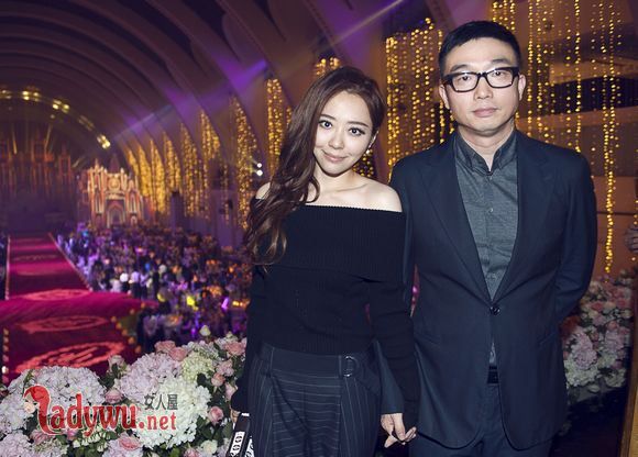 张靓颖冯轲为什么离婚