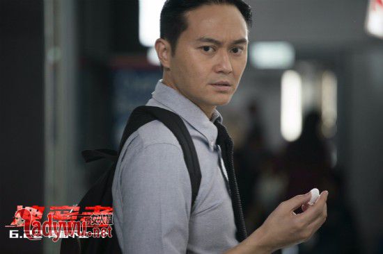 泄密者讲了什么故事