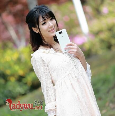 性感女邻居的深夜诱惑
