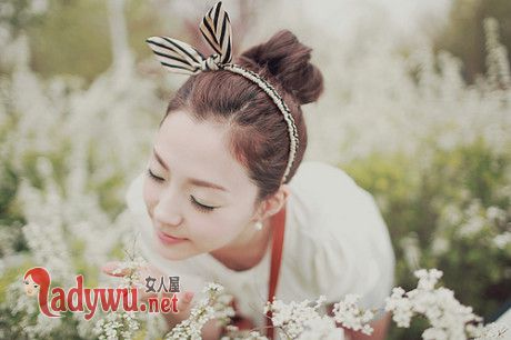 性感女邻居的深夜诱惑