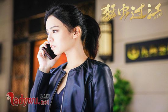 猛虫过江最后的外国人是谁