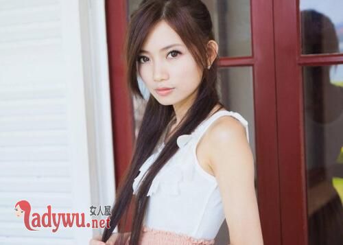 征服朋友美艳人妻