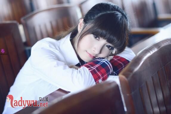 征服朋友美艳人妻