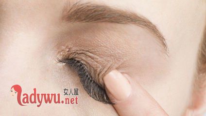 左眼跳财右眼跳灾是真的吗
