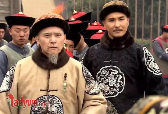 乾隆为什么喜欢和珅