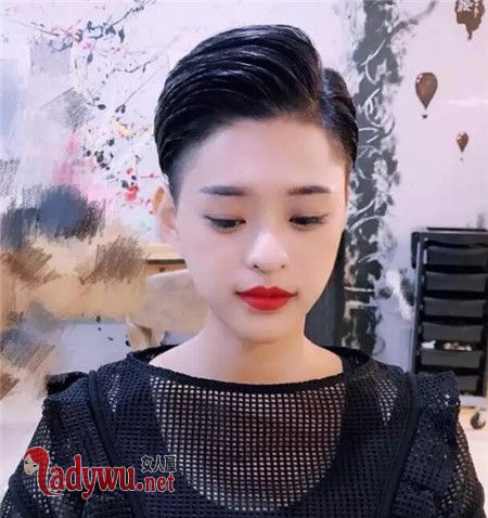 中性女生帅气短发发型