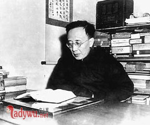 郭沫若挖墓后的报应