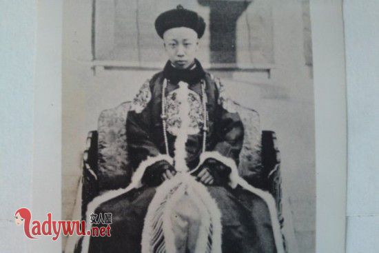溥仪后代现在干什么