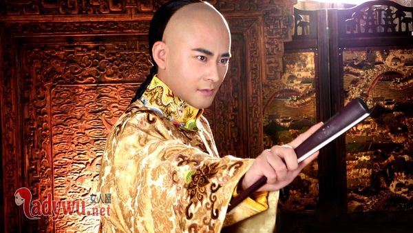 爱新觉罗现在姓什么