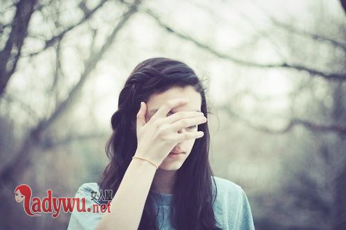 分手后女人还爱你的表现