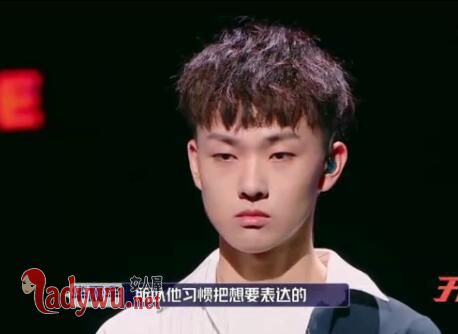 明日之子2第三期田燚唱的什么歌