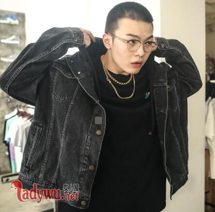 刘柏辛男朋友是红花会小白吗