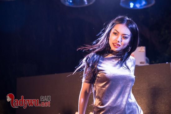 万妮达有男朋友吗
