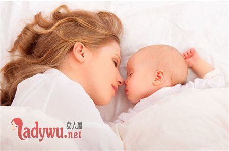 母乳后胸部干瘪怎么办