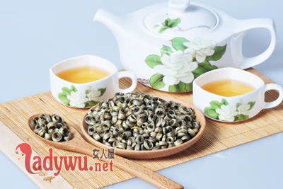 女生水肿怎么办吃什么 