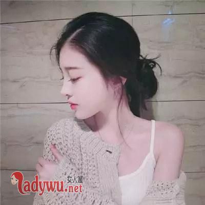 男人看到喜欢的女人的反应