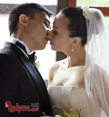 刘嘉玲梁朝伟结婚十周年