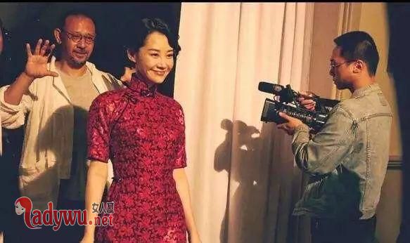 邪不压正唐凤仪为什么跳楼