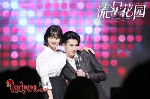 王鹤棣喜欢沈月吗