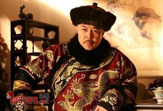 乾隆为什么传位给嘉庆