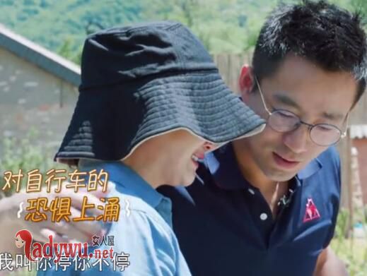 幸福三重奏大s同款衣服什么牌子的