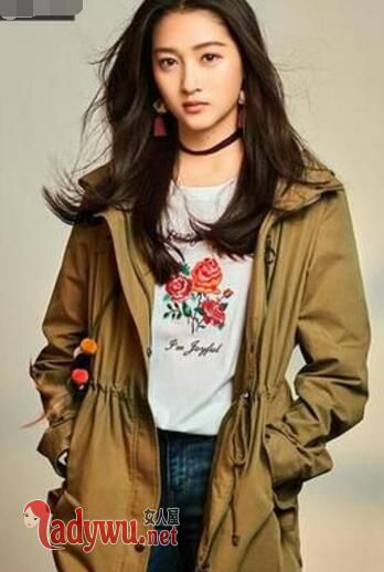 关晓彤同款私服青春靓丽