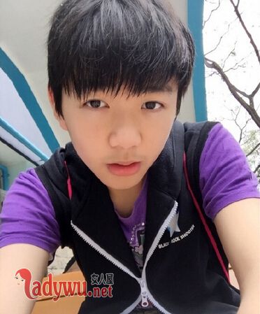 张丹峰儿子多大了