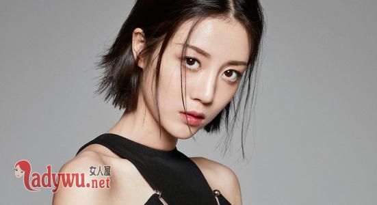 李溪芮是杨幂旗下的吗