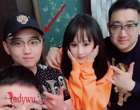 赵本山女儿男朋友是谁