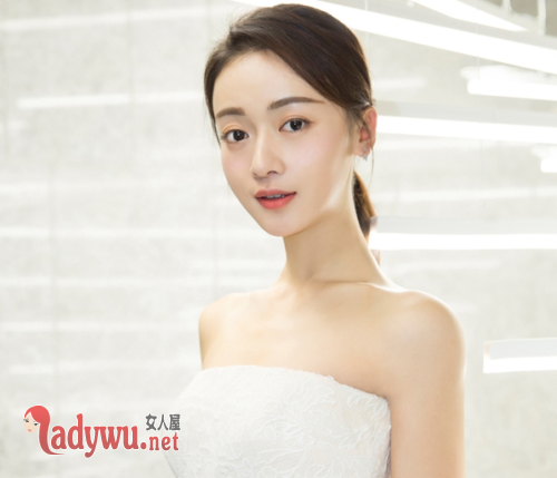 于正为什么捧吴谨言