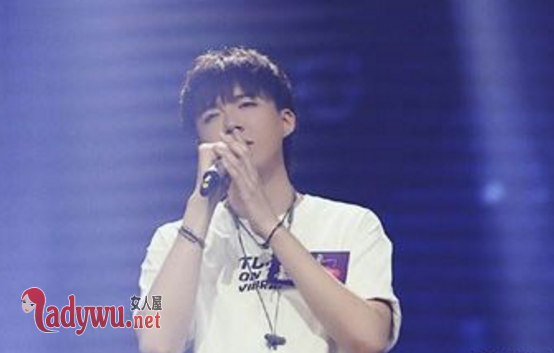 罗曼蒂克振兴史刘宇宁演的什么角色