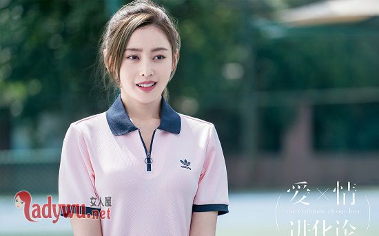 爱情进化论张天爱衣服穿搭