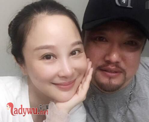 贾冰老婆是李丽丽吗