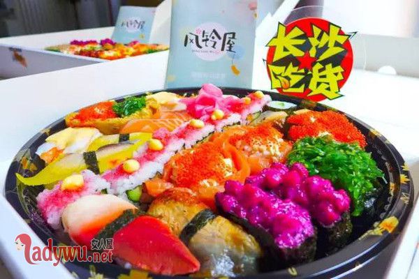 网红外卖店菜肴包