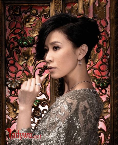 佘诗曼为什么不结婚