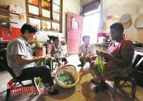 农民大叔娶非洲女