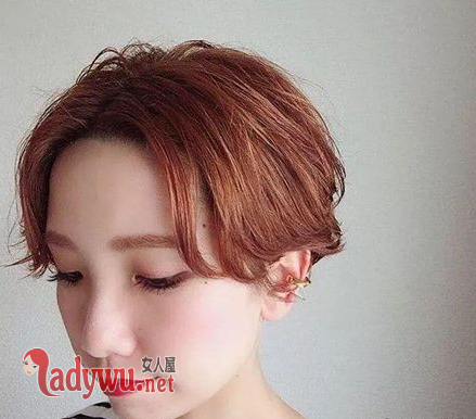 秋天剪什么发型好看