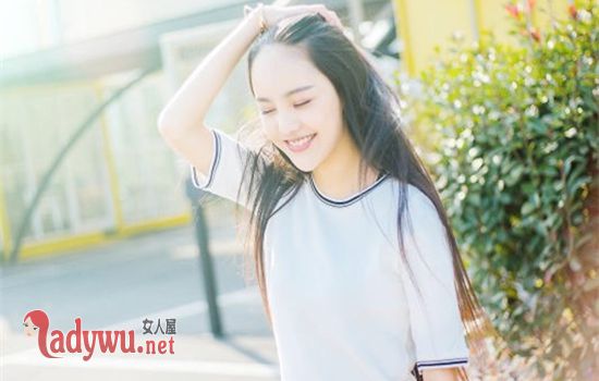 女人对你有好感的征兆